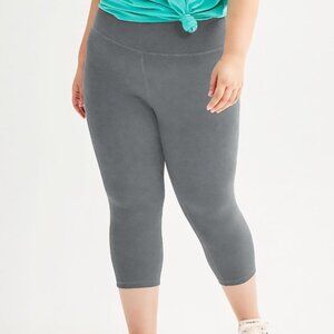 Tek Gear Capri Shapewear Workout Pants Charcoal 2X